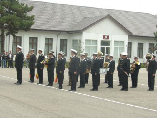 Elevii şi studenţii de la Academia Navală Mircea cel Bătrân au depus jurământul